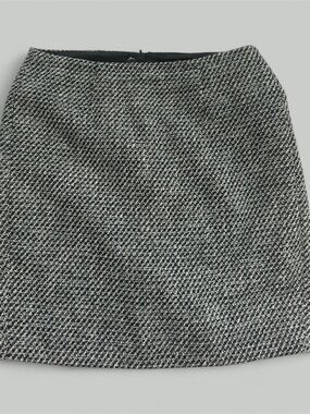 Classic Black & White Tweed Pencil Skirt
